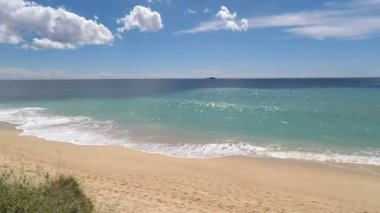 Prainha beach algarve adlı