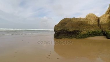 Prainha beach algarve adlı