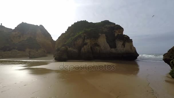 Prainha Strand an der Algarve — Stockvideo