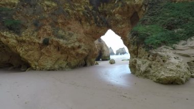 armacao de pera Beach