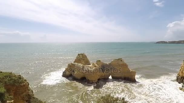 Costa salvaje del algarve — Vídeo de stock