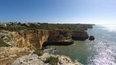 Algarve kıyısında lagos yakınındaki