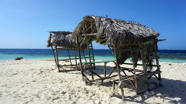Tropical paradise island — Stock Photo, Image