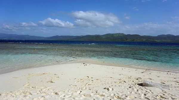 Tropical paradise island — Stock Photo, Image