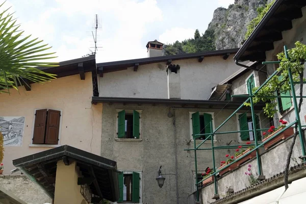 Edificio en trentino — Foto de Stock