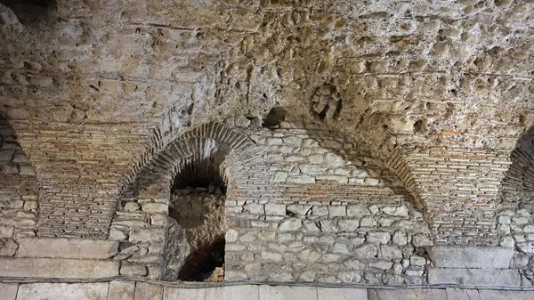 diocletians sarayda Hırvat kasaba bölünmüş