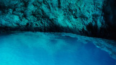 Mavi Mağara bisevo Hırvatistan'dan