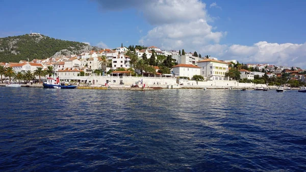 Niesamowite naturalne wybrzeżu wyspy hvar, Chorwacja — Zdjęcie stockowe