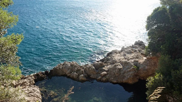 Erstaunliche natürliche Strand in der kroatischen Stadt Dubrovnik — Stockfoto