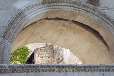 diocletians sarayda Hırvat kasaba bölünmüş