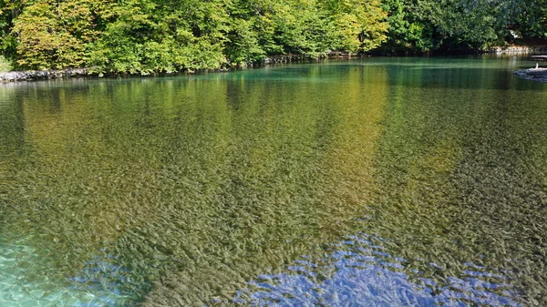 Incredibile paesaggio ai laghi plitvice in croazia — Foto Stock