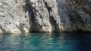 Mavi Mağara bisevo Hırvatistan'dan