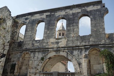 diocletians sarayda Hırvat kasaba bölünmüş