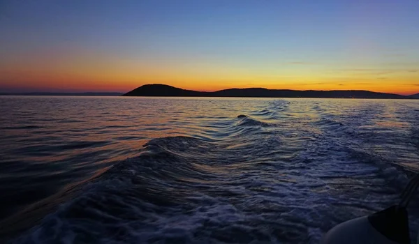 Puesta de sol sobre el viejo puerto de split — Foto de Stock