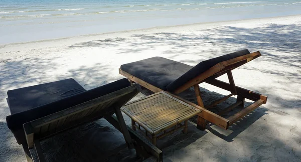 Tropikalnej plaży otres — Zdjęcie stockowe