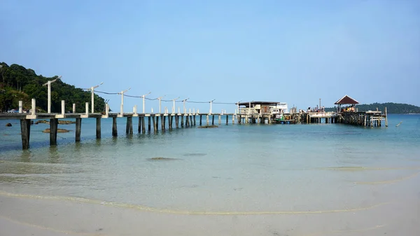 Jetty on koh rong samloem — Stock Photo, Image