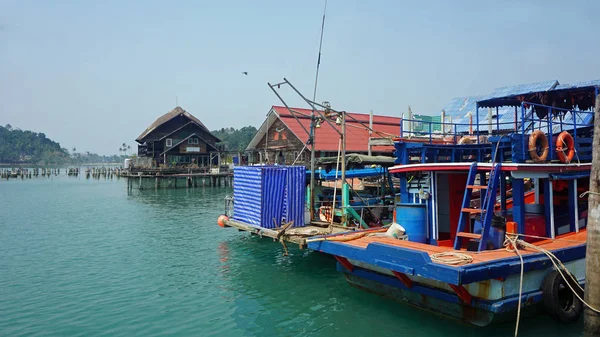 Casas de madera en koh chang — Foto de Stock