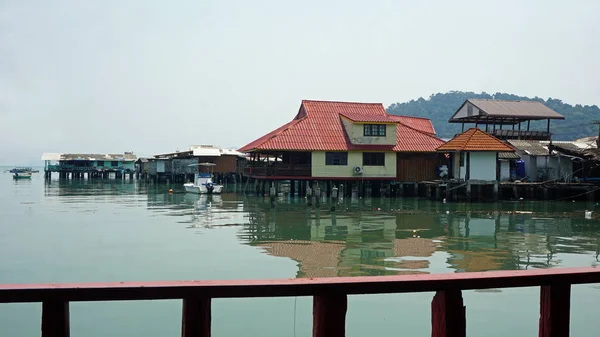 Drewniane domy na wyspie koh chang — Zdjęcie stockowe