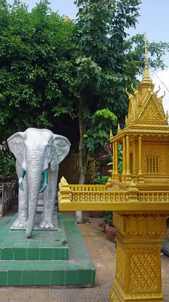 Templo de Phnom Penh — Fotografia de Stock