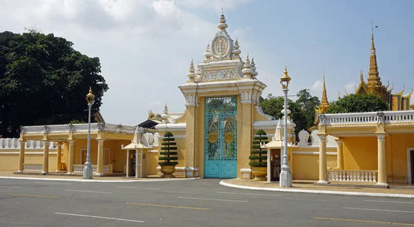 Templo de Phnom Penh — Fotografia de Stock
