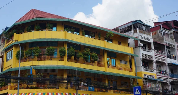 Budynek w mieście phnom penh — Zdjęcie stockowe