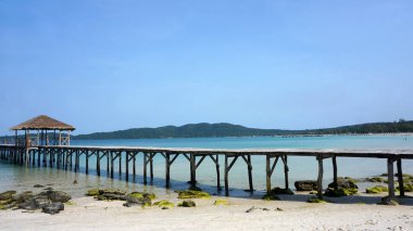 iskelede koh rong samloem