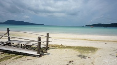 Koh rong samloem beach
