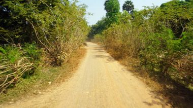araund: battambang Köyü