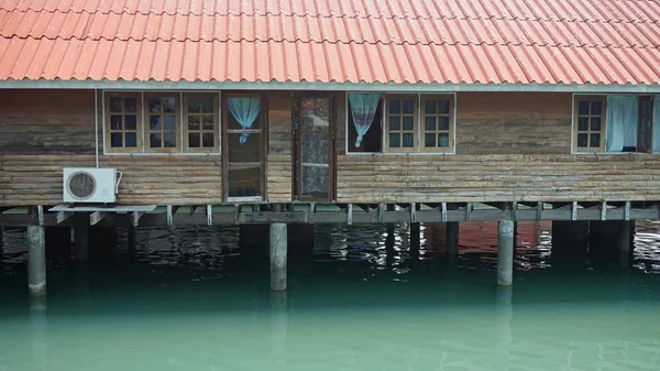 Casas de madera en koh chang —  Fotos de Stock
