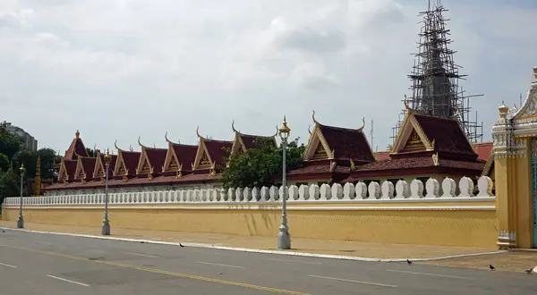 Templo de Phnom Penh — Fotografia de Stock