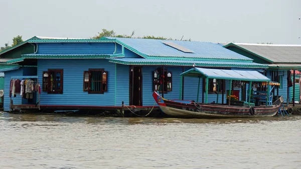 Tonle sap flaoting wieś — Zdjęcie stockowe