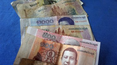 kamboçya lı banknotlar