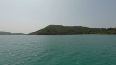 tropik ada koh rong Kamboçya'da