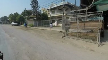 Battambang Eyaleti, Kamboçya - Mart 2018 yaklaşık: Tozlu yollar üzerinde: Battambang etrafında saklardı Tur