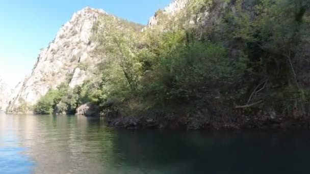 Färgglada Matka Canyon Norra Makedonien — Stockvideo