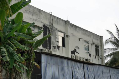 Güney Vietnam 'da nehir kıyısında yaşam var.