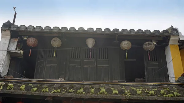 ホイアンのカラフルで伝統的な建築は — ストック写真