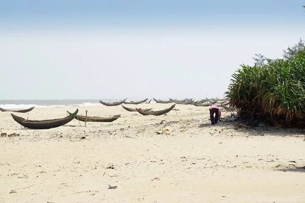 Verfaulte Fischerboote Strand Von Hue — Stockfoto