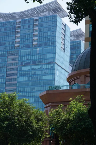 Edificio Moderno Chi Minh Ciudad Vietnam — Foto de Stock