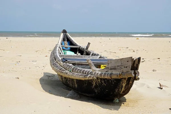 Verfaulte Fischerboote Strand Von Hue — Stockfoto