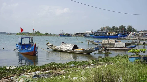 Barcos Pesqueros Puerto Hue Vietnam — Foto de Stock