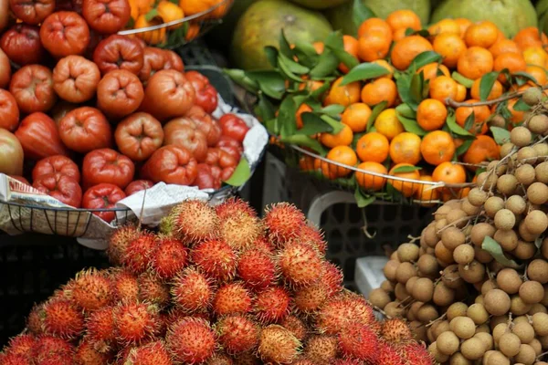 Colorido Mercado Alimentos Local Matiz Vietnam — Fotografia de Stock