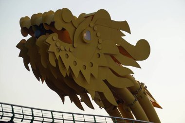 Vietnam 'daki Da Nang' daki ünlü ejderha köprüsü.