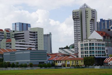 Singapur şehir merkezindeki büyük yeni ofis binaları.