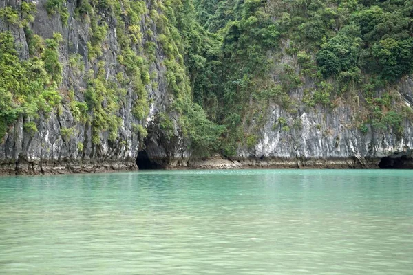 Isole Della Baia Halong Vietnam — Foto Stock