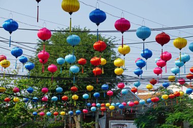 Vietnam 'daki hoi' deki renkli fener.
