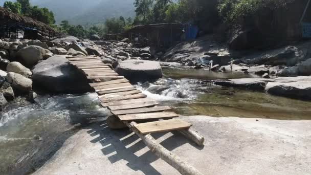 Ghe Cachoeira Vietnam Central — Vídeo de Stock