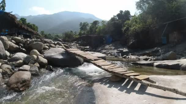Wodospad Ghe Środkowym Wietnamie — Wideo stockowe