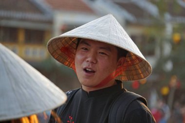 Hoi An Vietnam, Şubat 2020: Turist selfie çekiyor