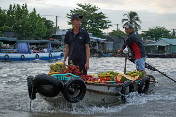 Can Tho Vietnam Circa Februara 2020 Vida Los Vendedores Mercado —  Fotos de Stock